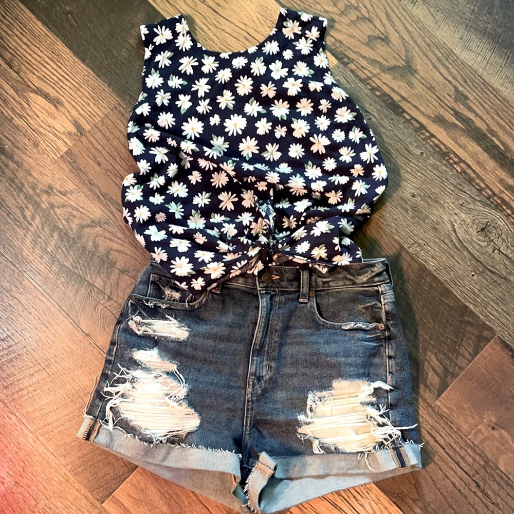 American Eagle MOM jeans